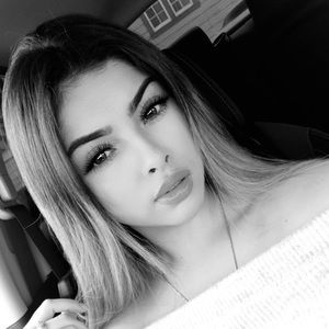 Meet your Posher, Adriana